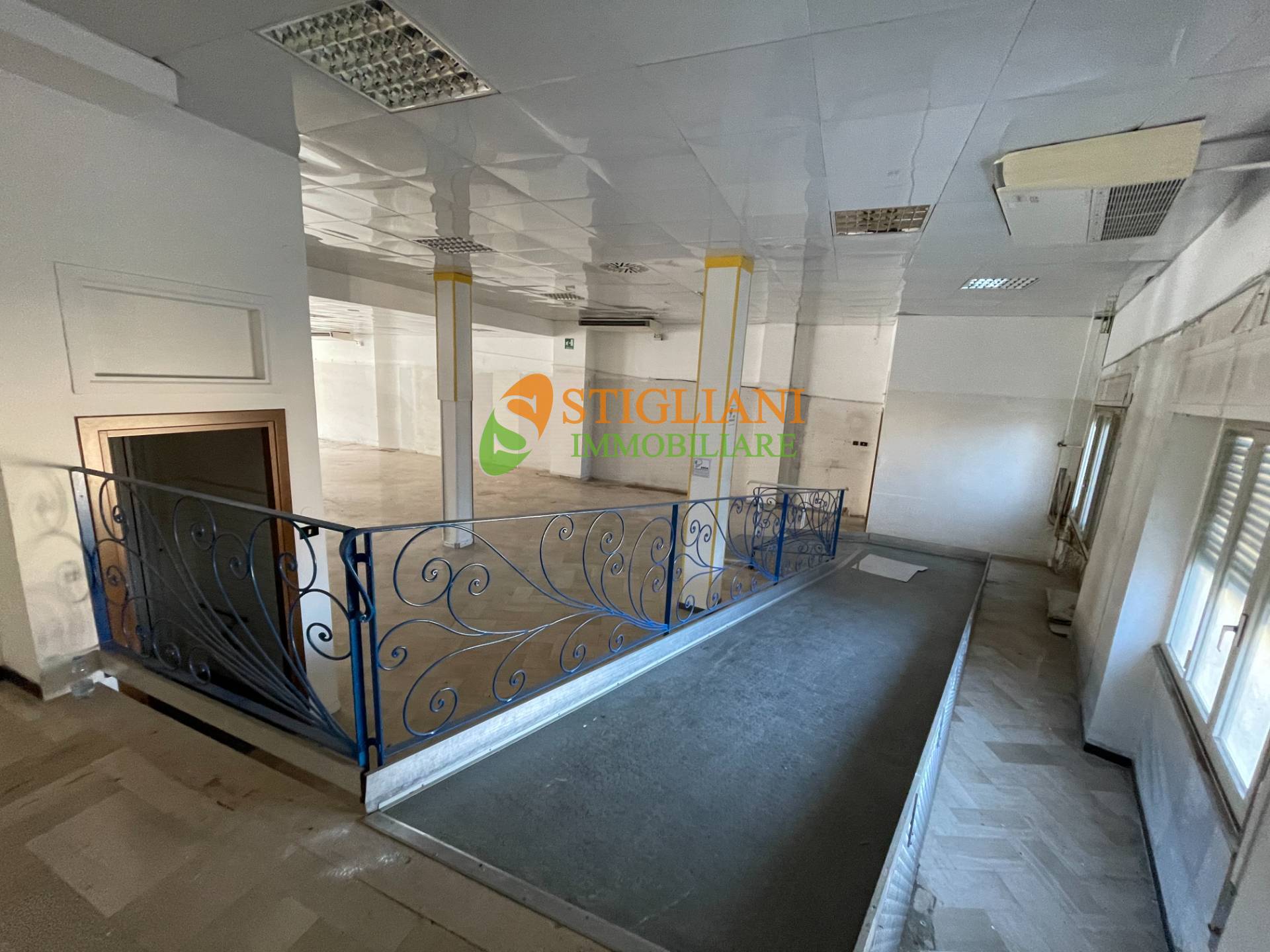 Locale commerciale in affitto a Campobasso, Semicentro