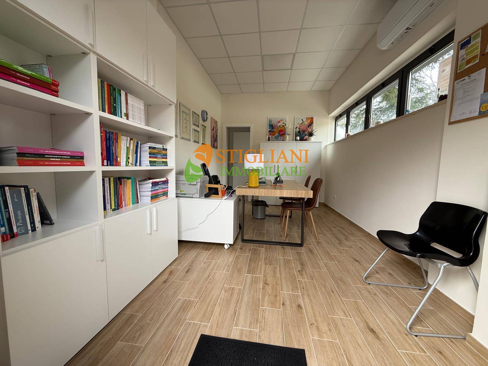 Studio/Ufficio in vendita a Campobasso, Centro