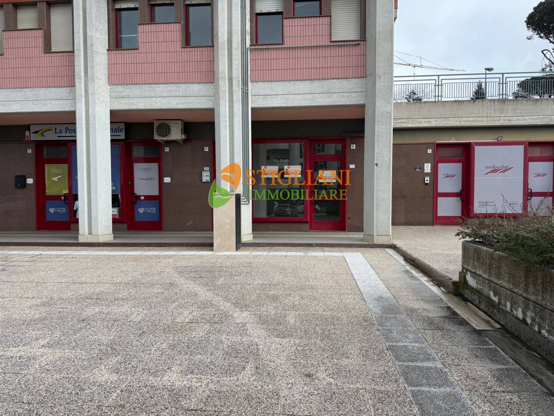 Locale commerciale in affitto a Campobasso, Centro