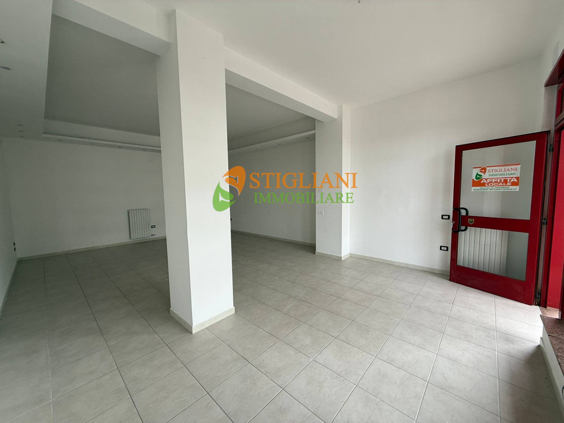 Locale commerciale in affitto a Campobasso, Centro
