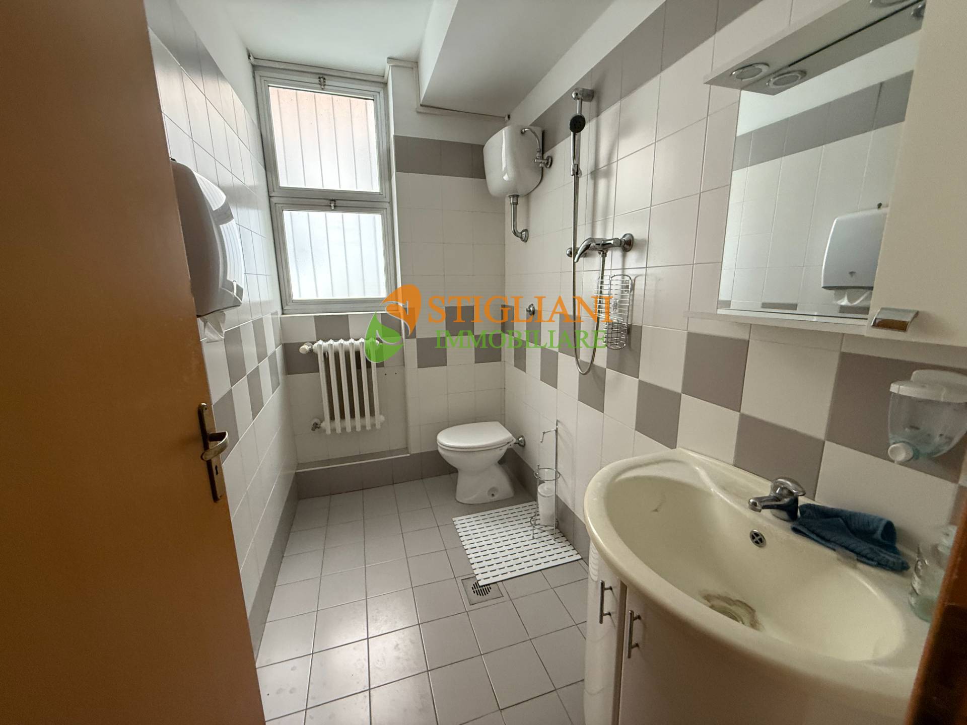 Studio/Ufficio in affitto a Campobasso, Semicentro