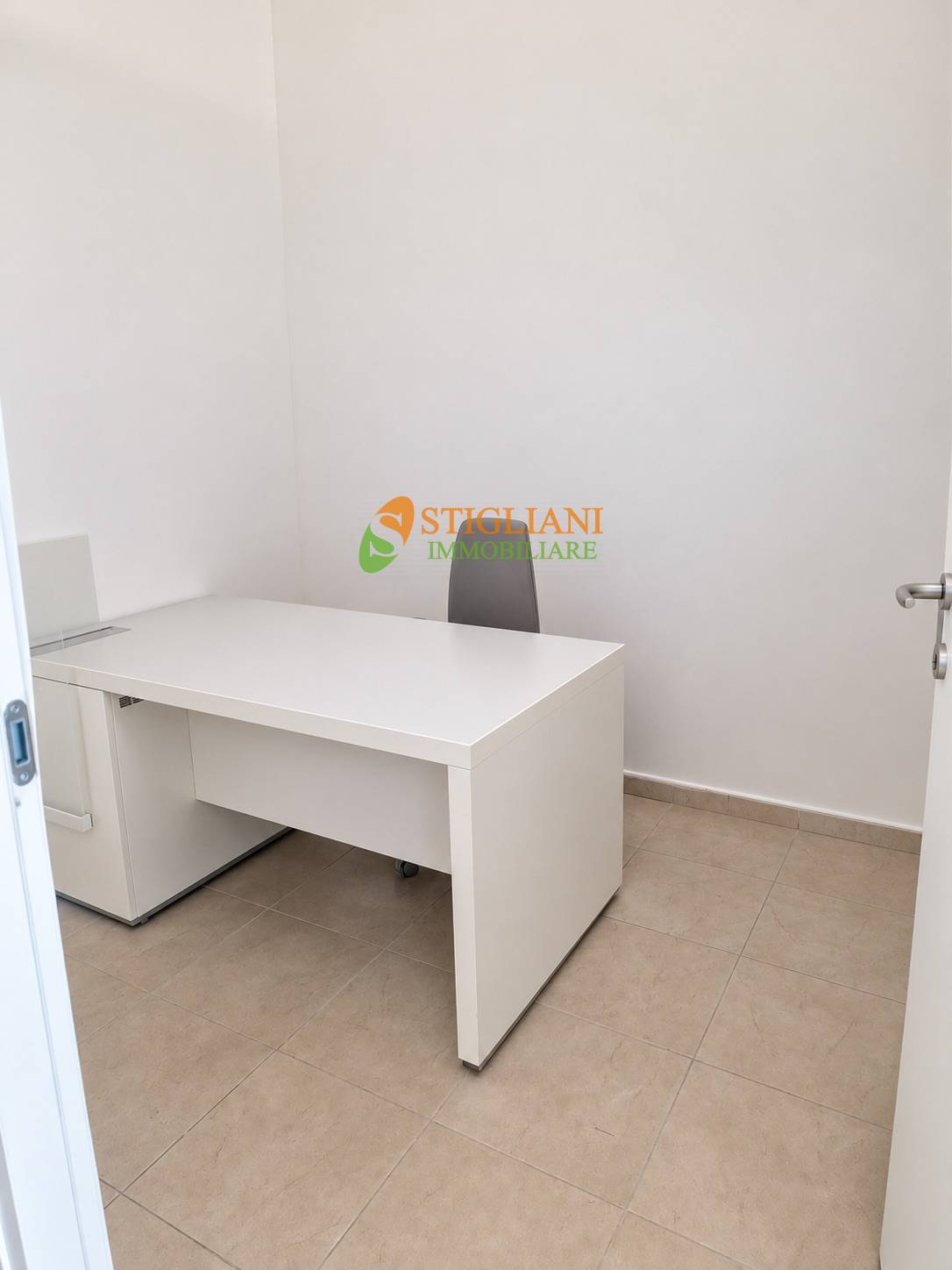 Locale commerciale in affitto a Campobasso, Centro