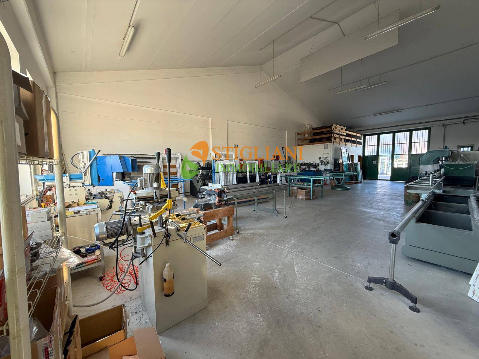Locale in vendita a Campobasso, Periferia