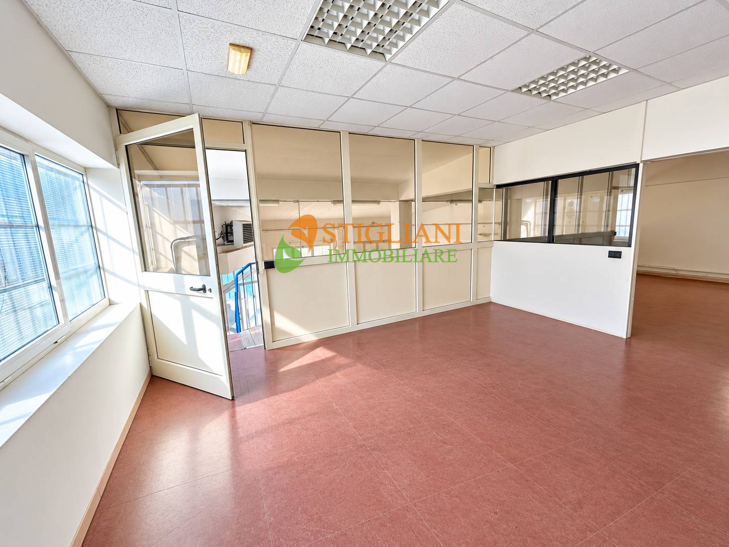 Locale commerciale in affitto a Campobasso, Semicentro