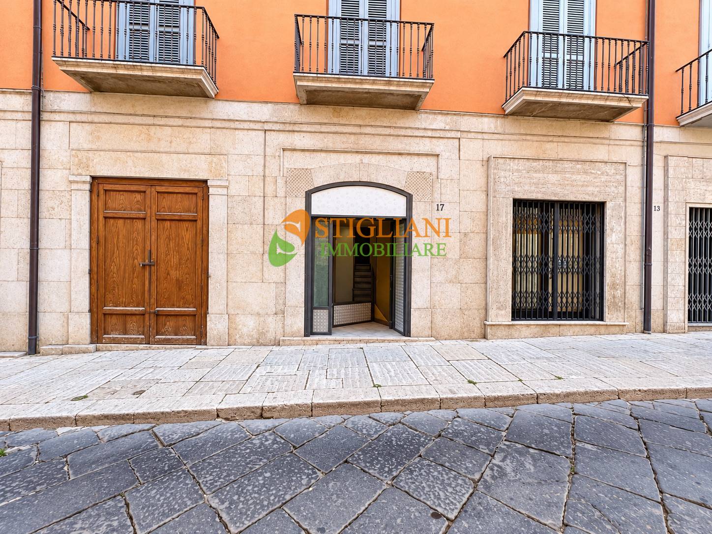 Locale commerciale in affitto a Campobasso, Centro storico