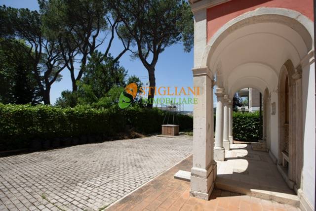 Villa in vendita a Campobasso, Semicentro