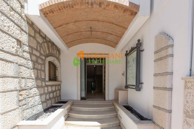 Villa in vendita a Campobasso, Semicentro