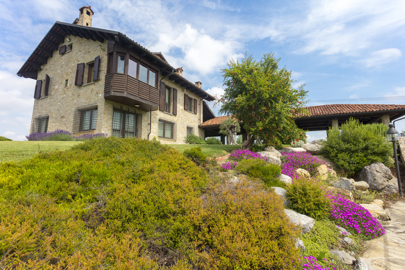 Villa con giardino a Fossano