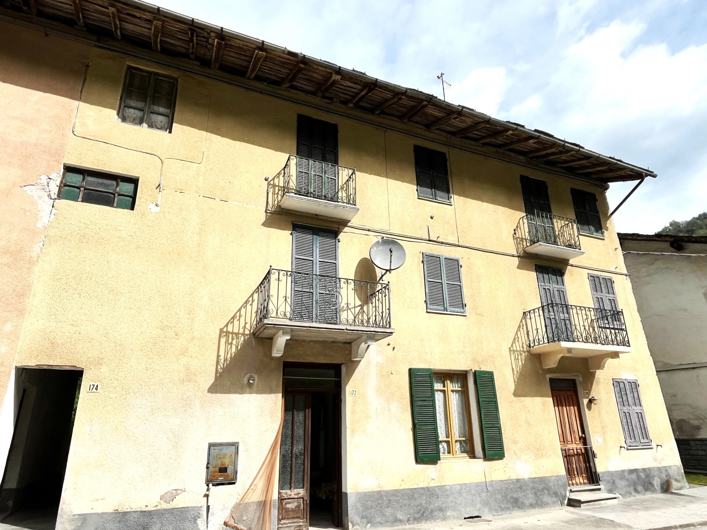 Quadrilocale in vendita a Pradleves