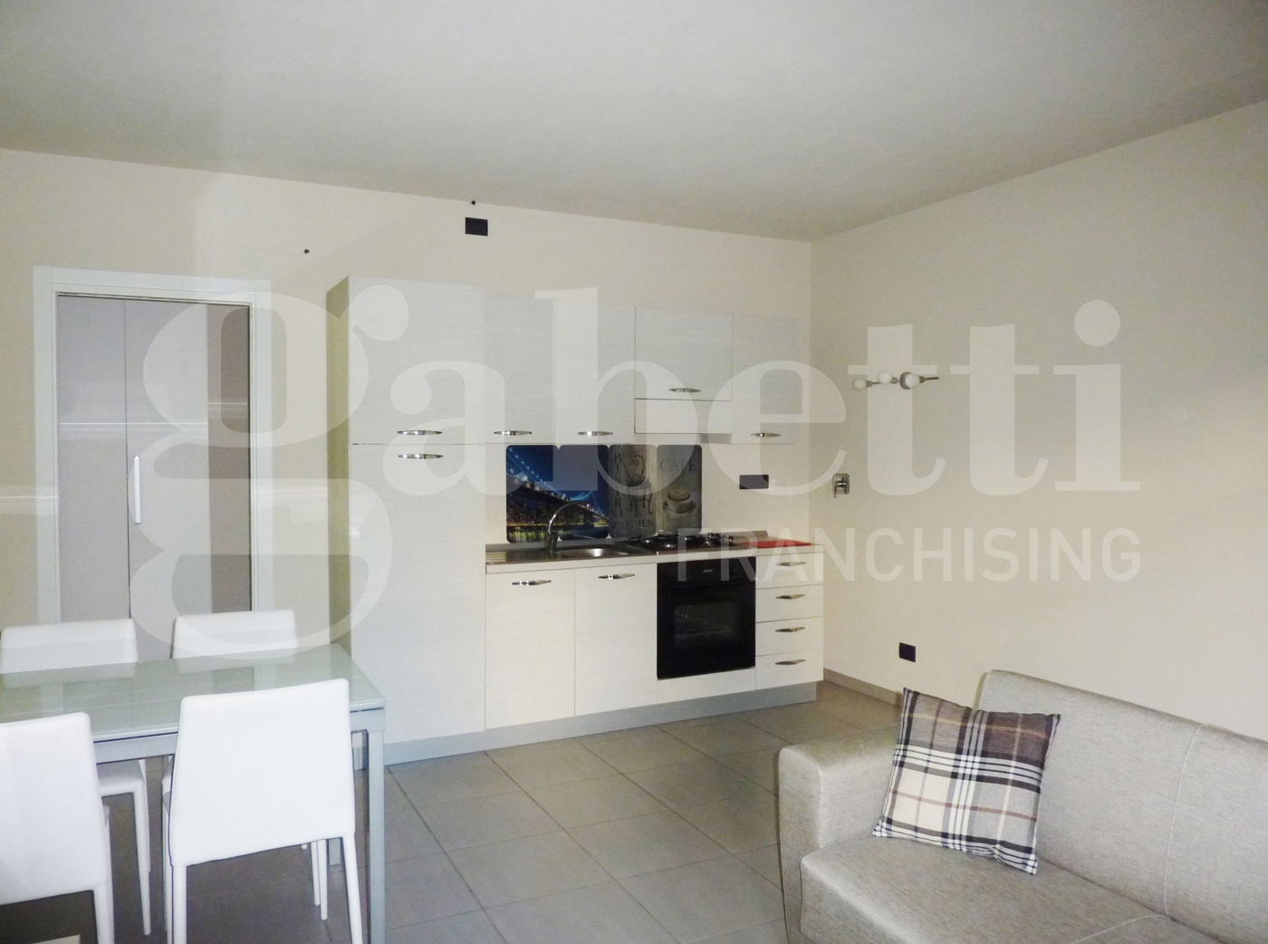 Monolocale arredato in affitto a Savigliano