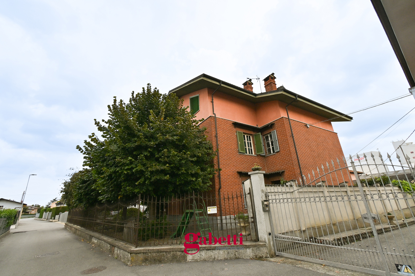 Villa con giardino a Moretta