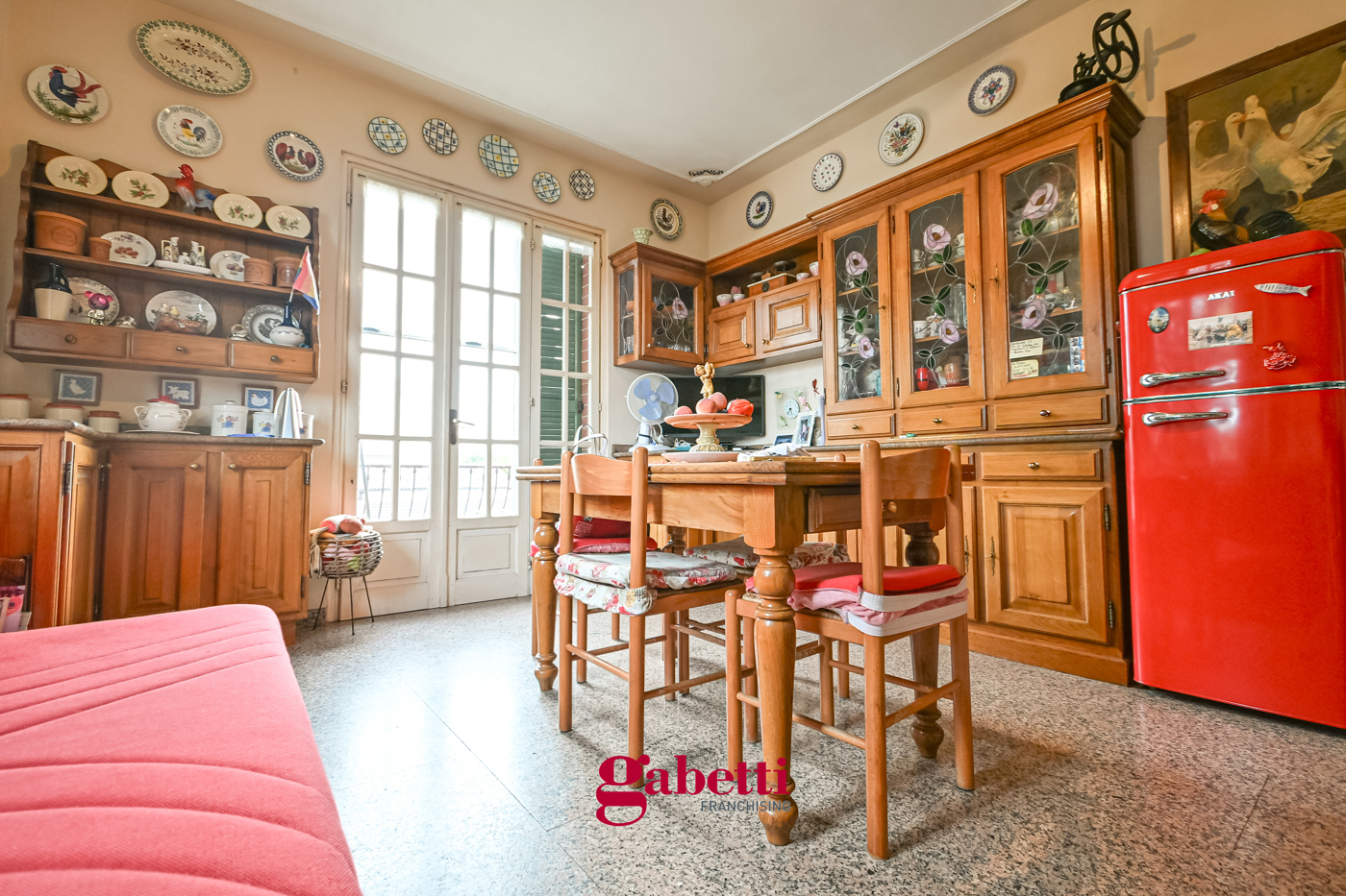 Villa con giardino a Moretta
