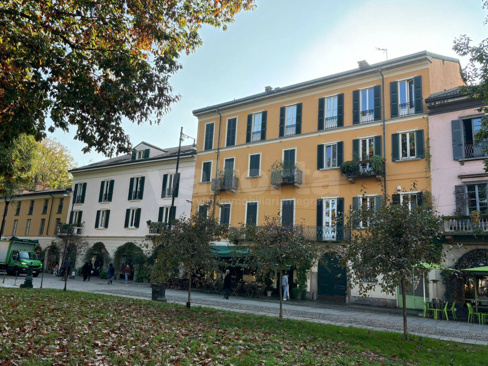 Negozio in vendita a Milano, Ticinese