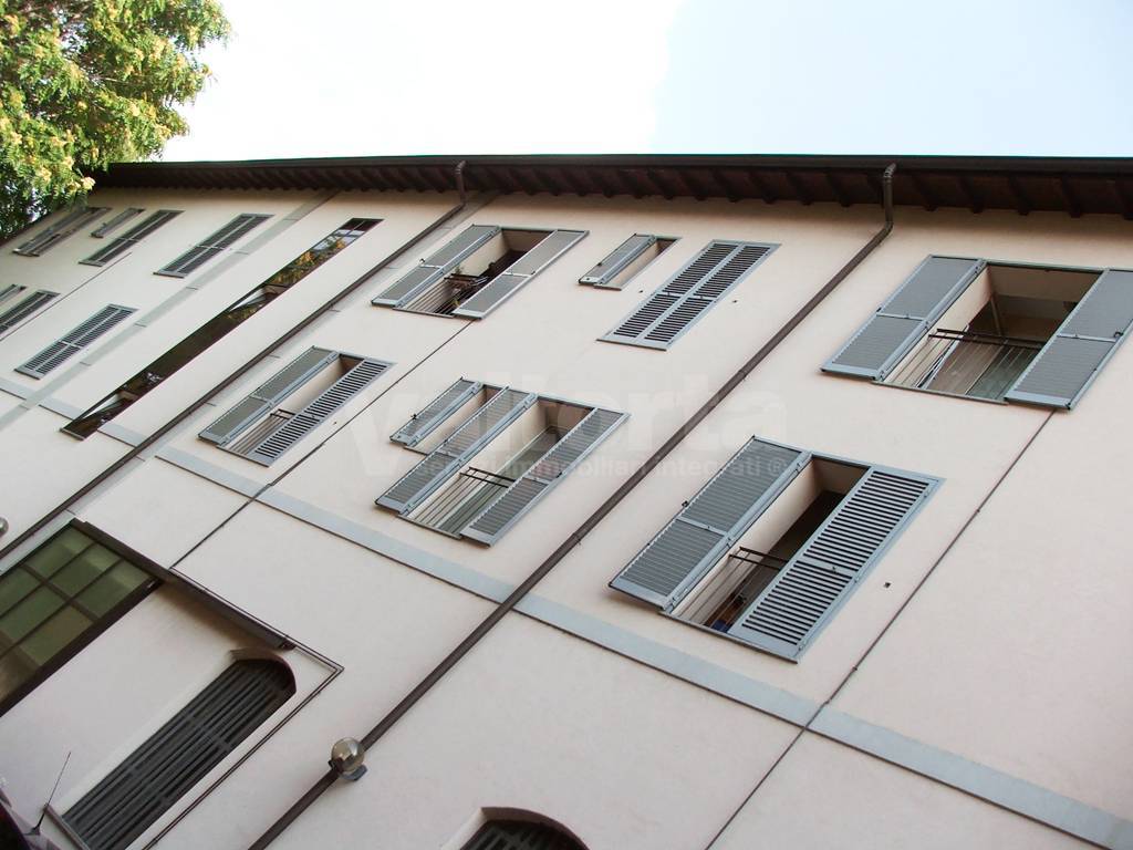 Appartamento in vendita a Monza, San Carlo