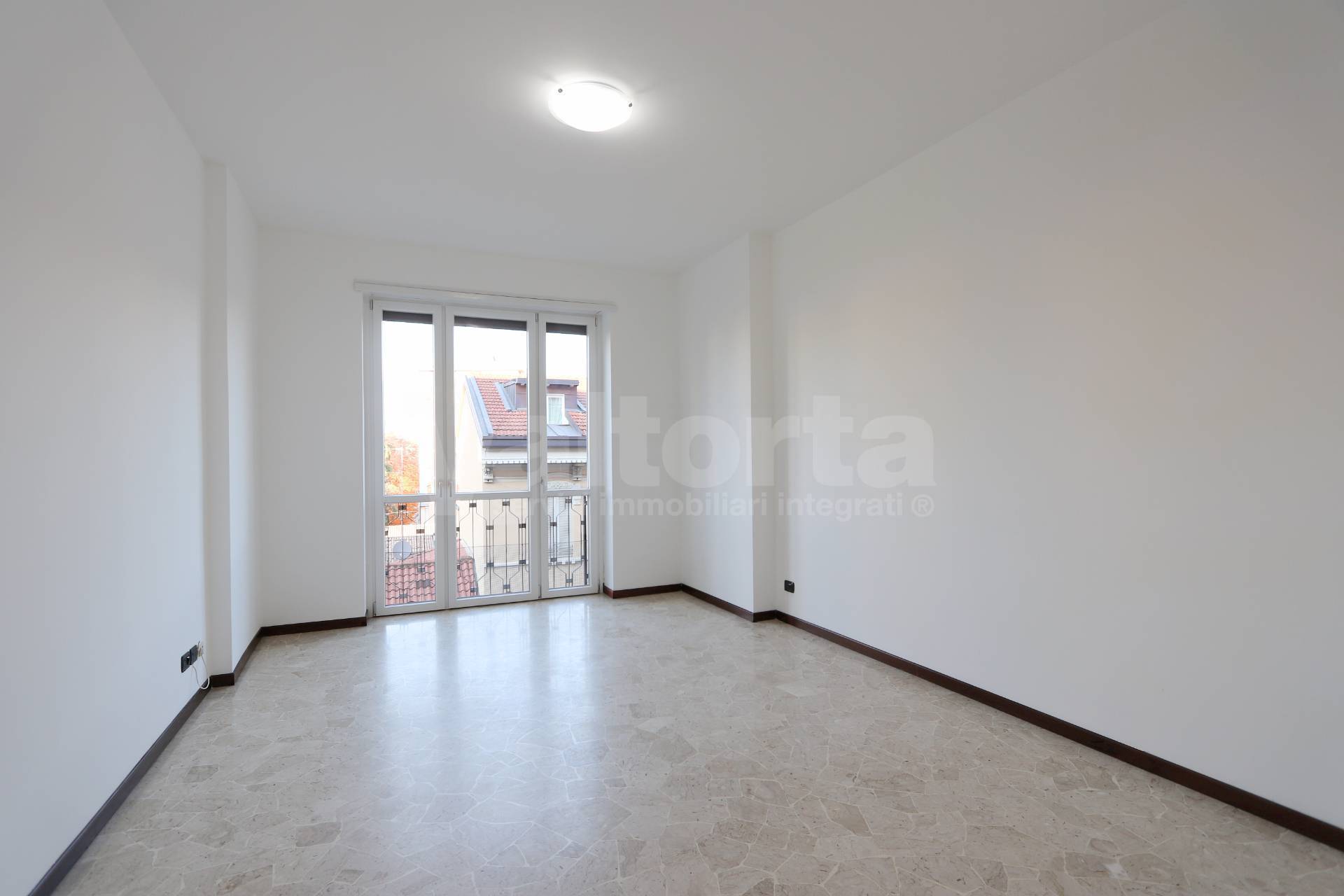 Appartamento in affitto a Monza, Centro storico