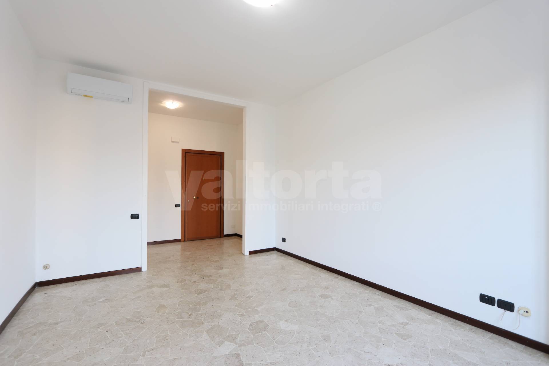 Appartamento in affitto a Monza, Centro storico