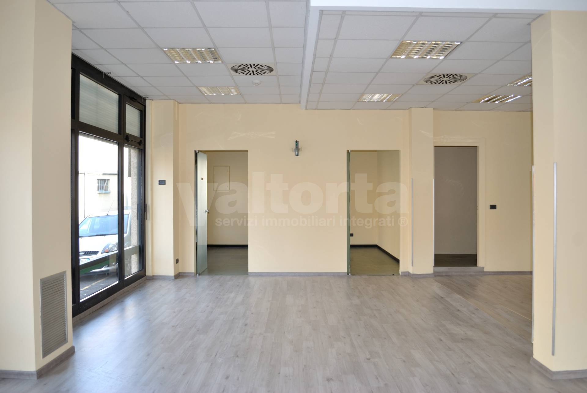 Villa in vendita a Carate Brianza, Unica