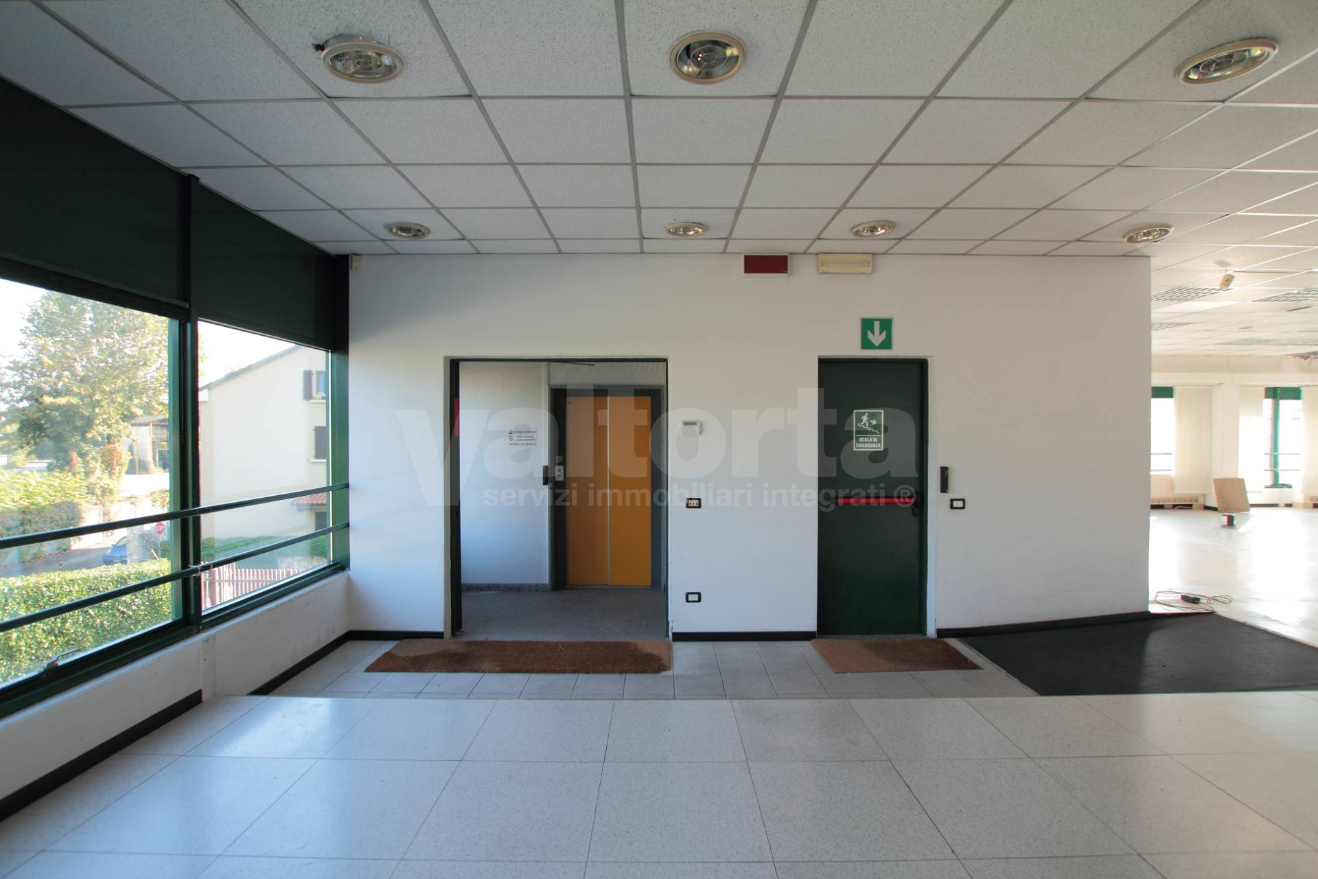 Ufficio in affitto a Monza, San Giuseppe