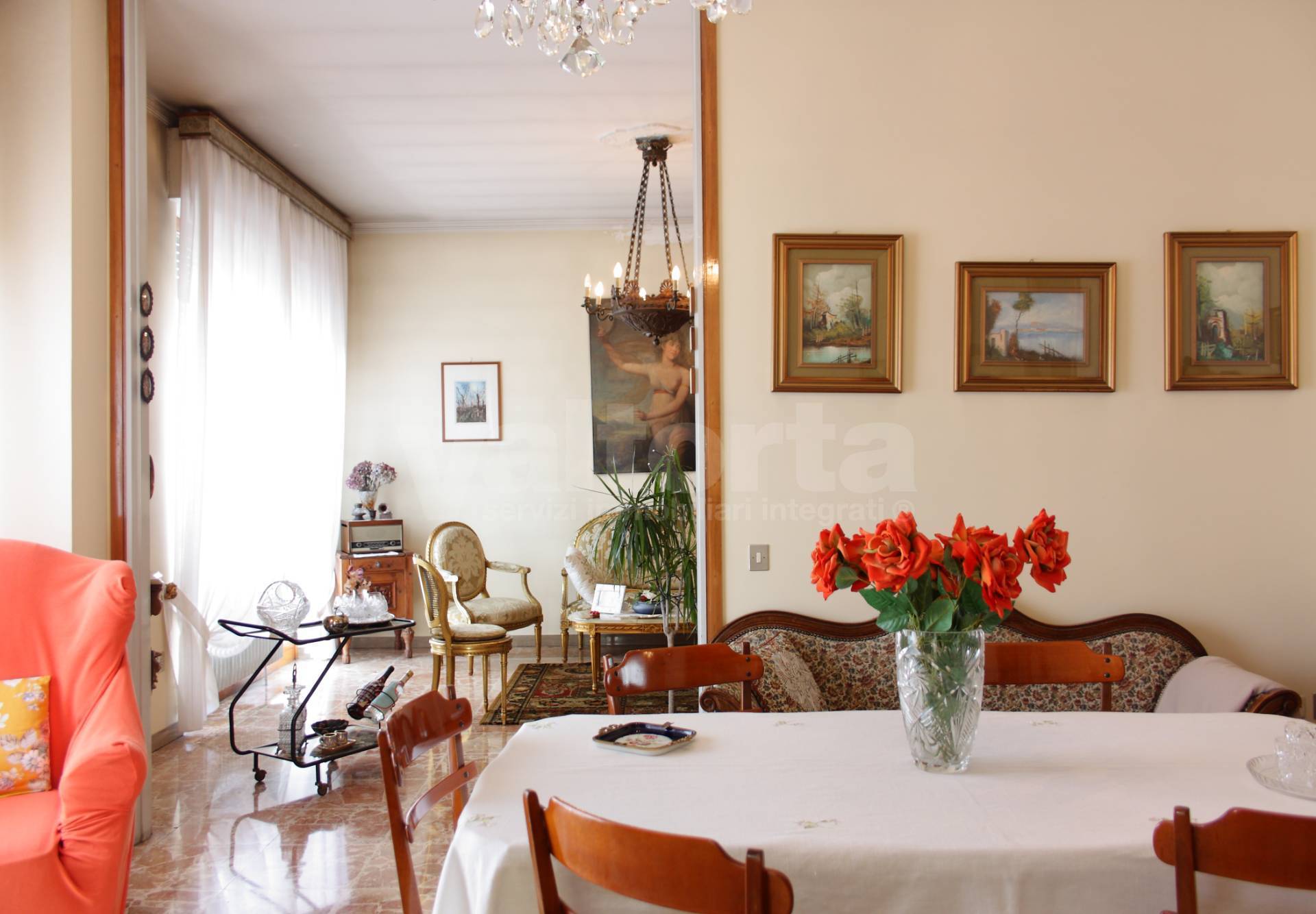 Villa in vendita a Carate Brianza, Unica