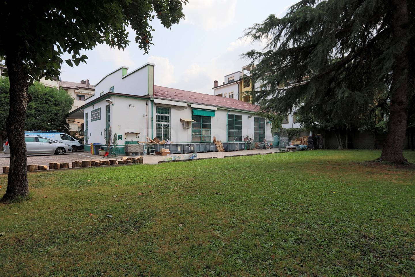 Capannone in vendita a Monza, Buonarroti