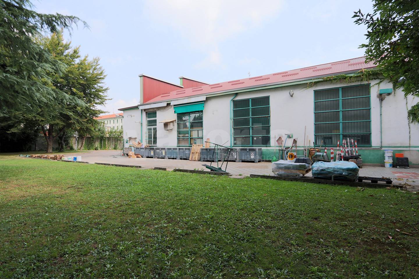 Capannone in vendita a Monza, Buonarroti