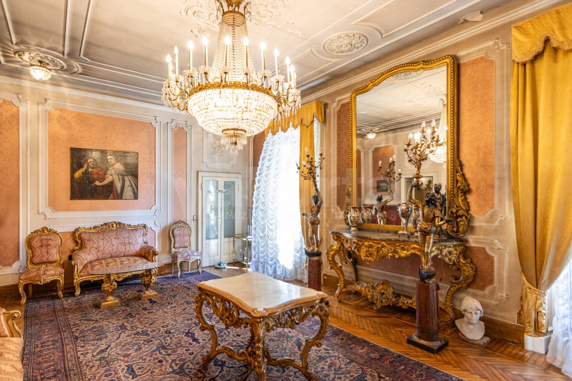 Villa in vendita a Carate Brianza