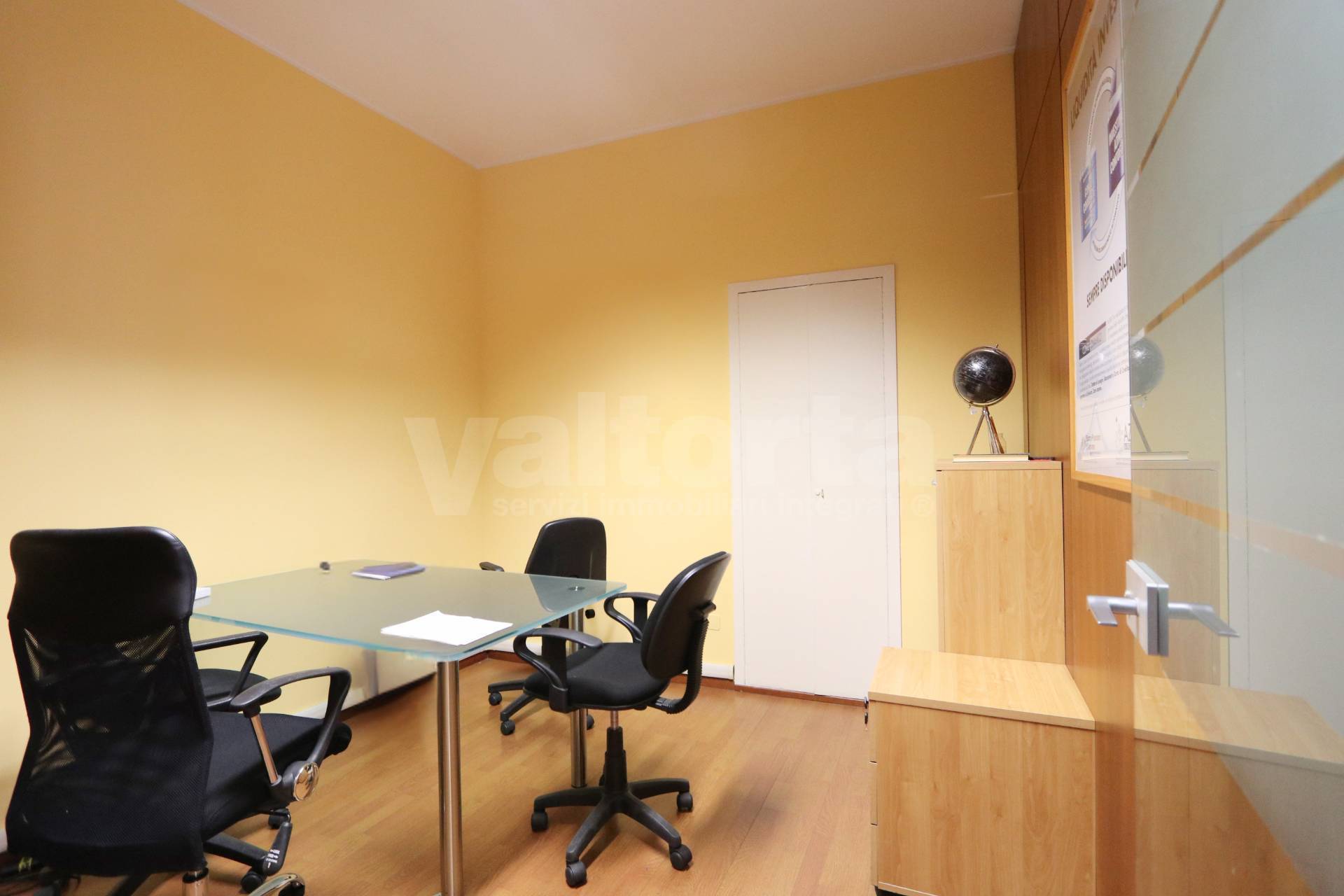 Ufficio Gestito in affitto a Monza, Centro storico