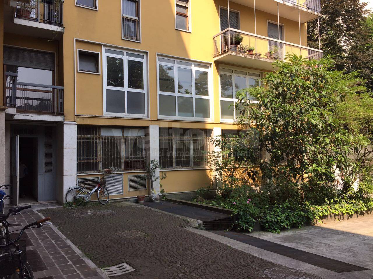 Ufficio in affitto a Monza, Centro storico