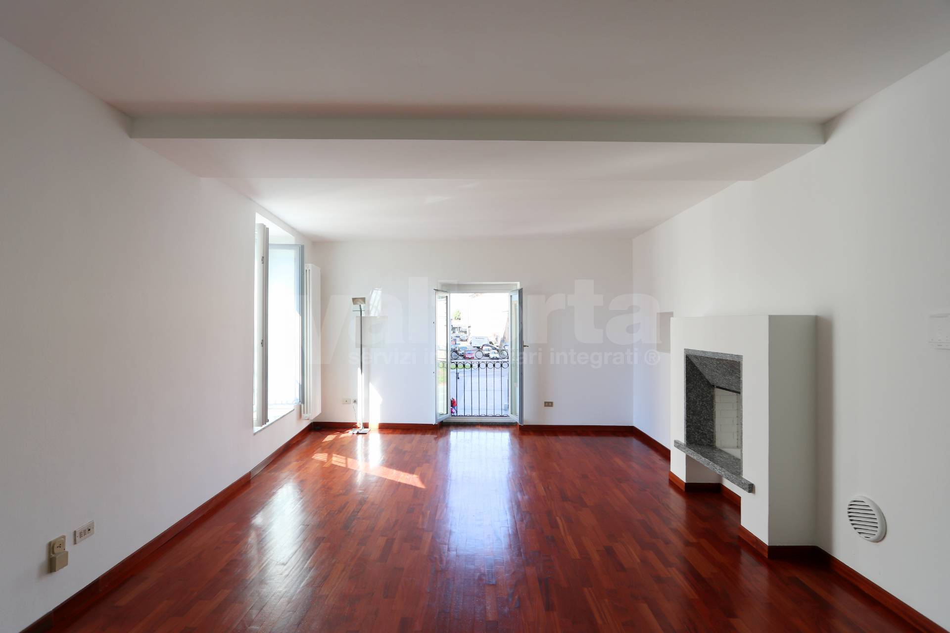 Appartamento Gestito in affitto a Monza, Centro storico