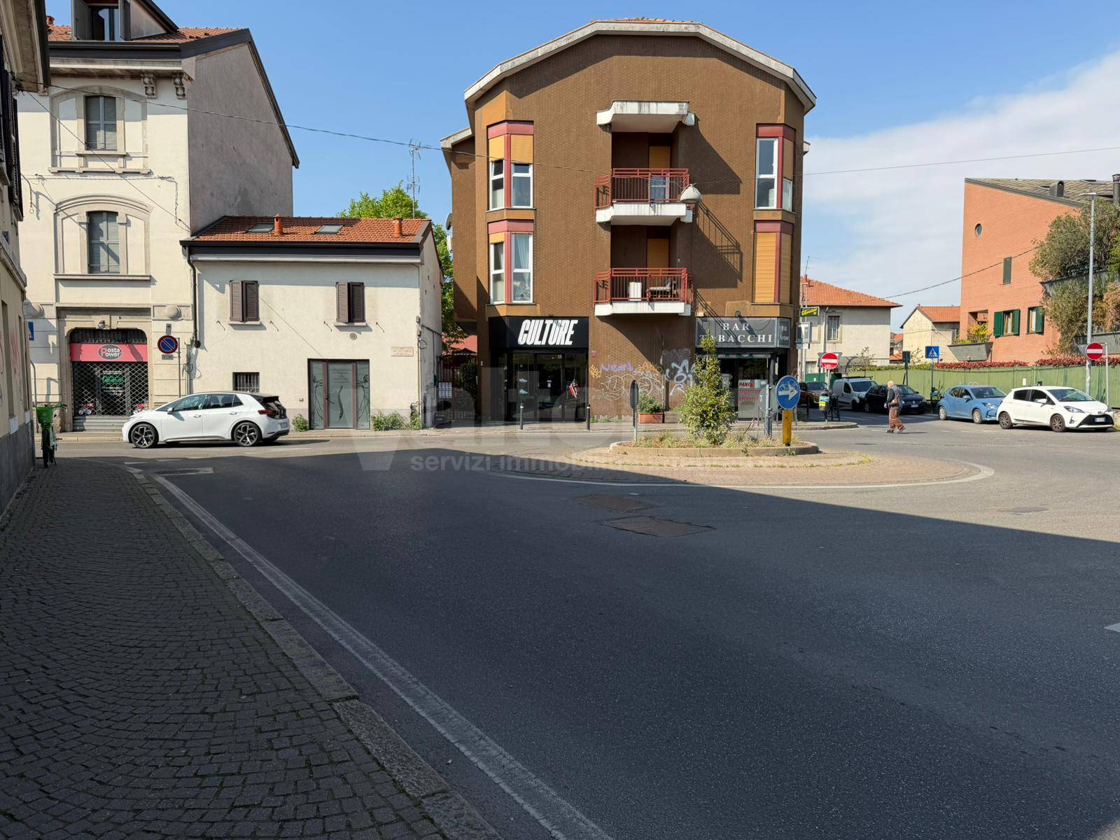 Negozio Gestito in affitto a Monza, San Biagio