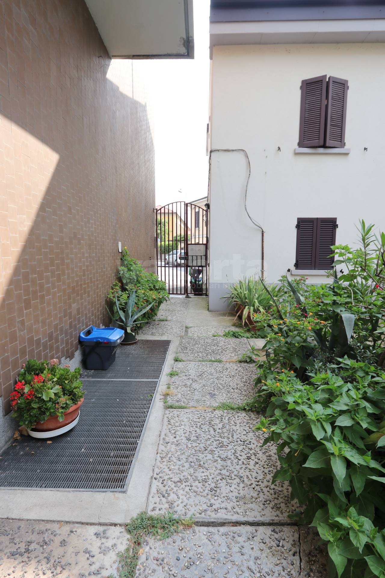 Negozio Gestito in affitto a Monza, San Biagio