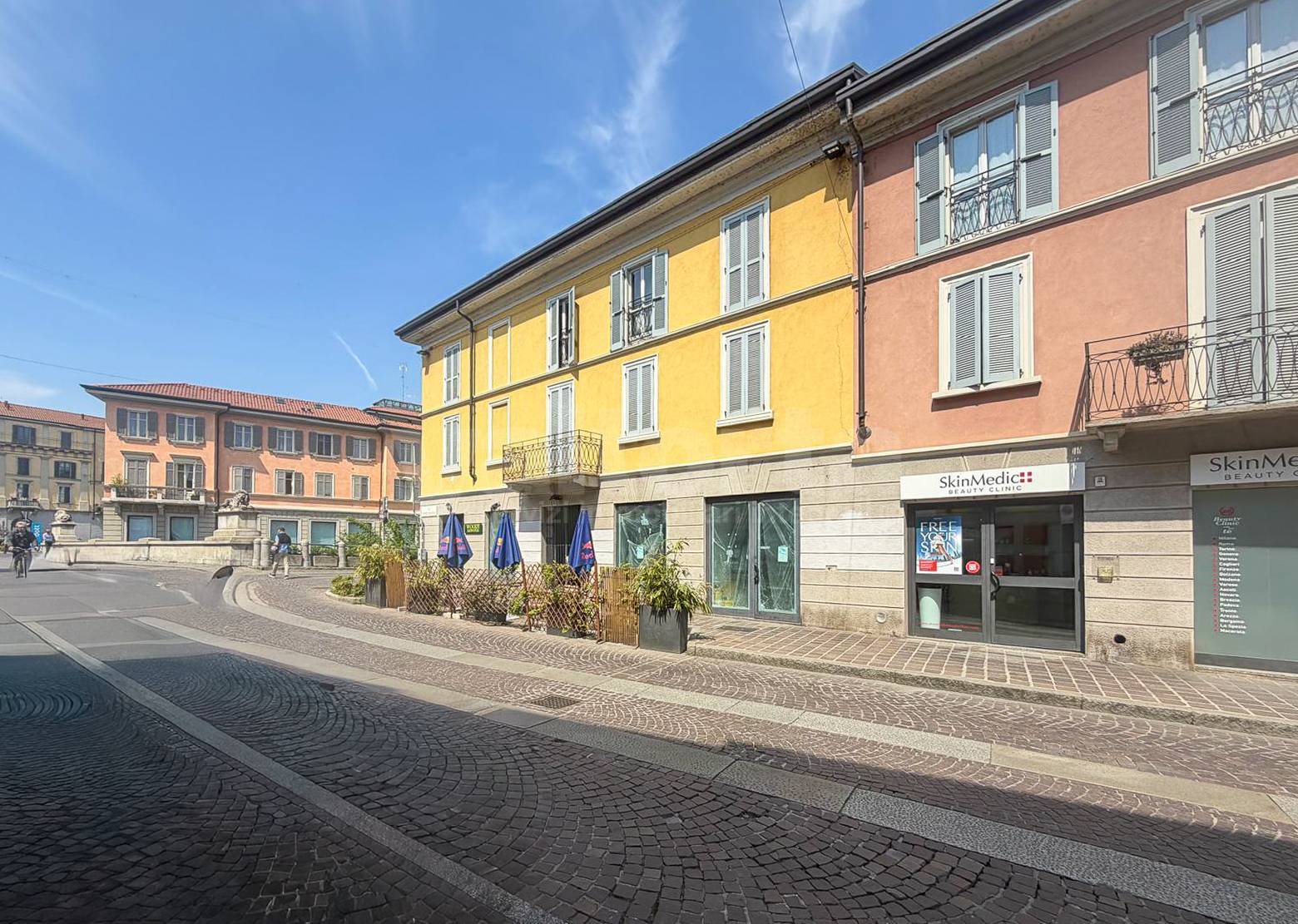 Negozio in affitto a Monza, Centro storico
