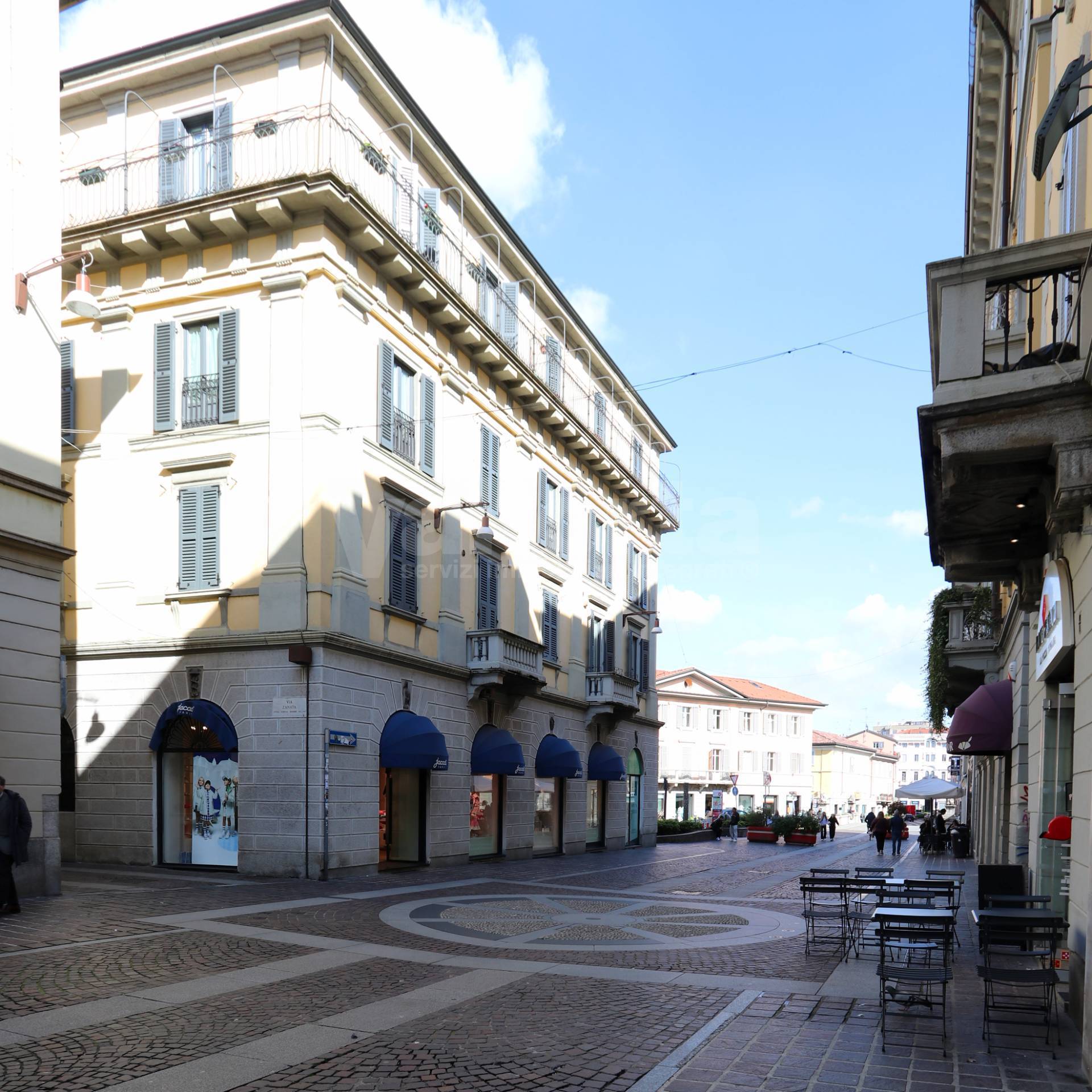 Appartamento Gestito in affitto a Monza, Centro storico