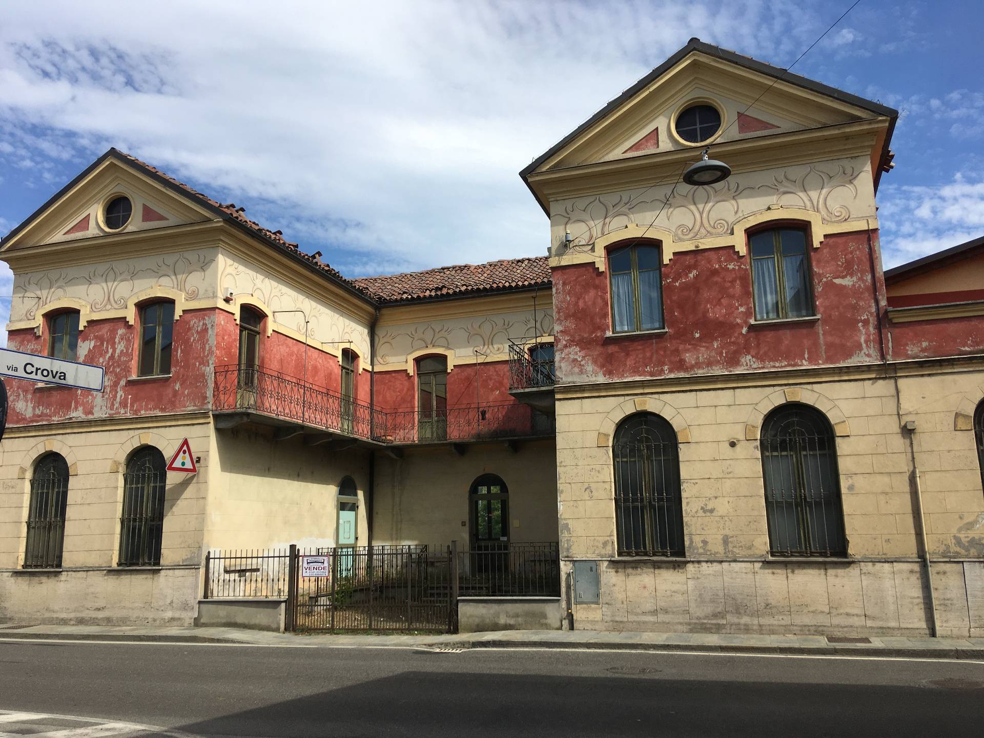 Stabile/Palazzo in vendita a Nizza Monferrato