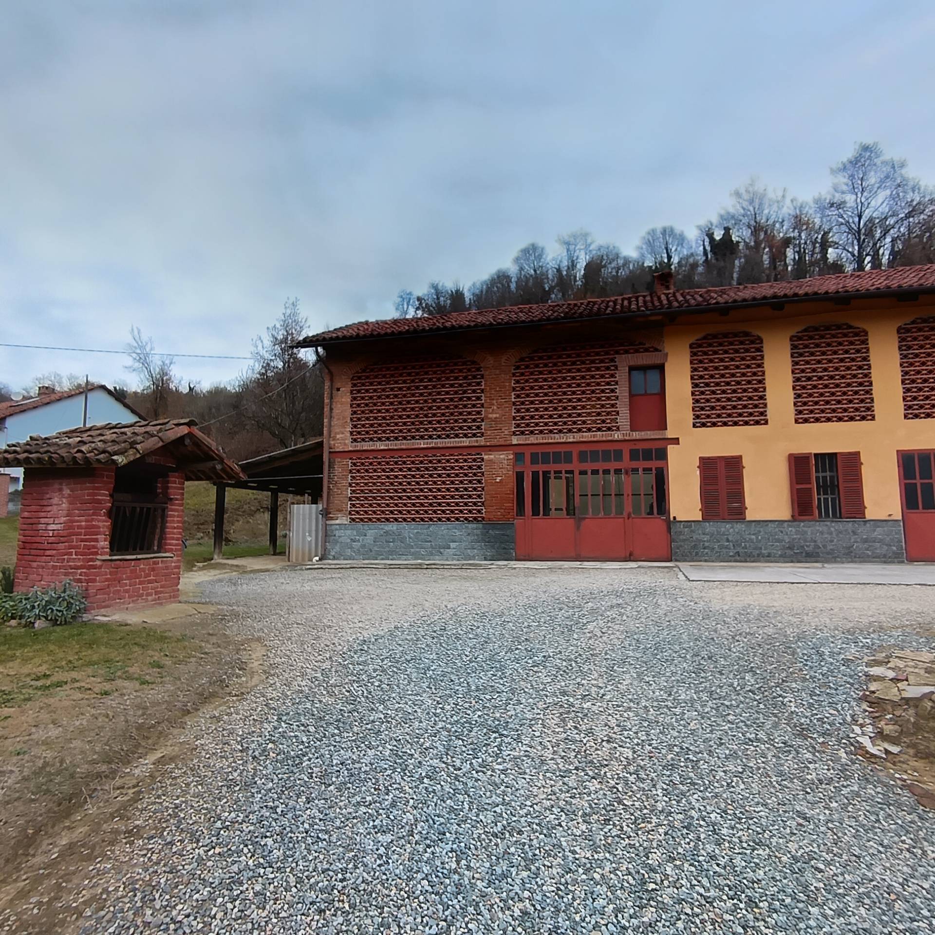 Cascina in vendita a Asti, Sessant