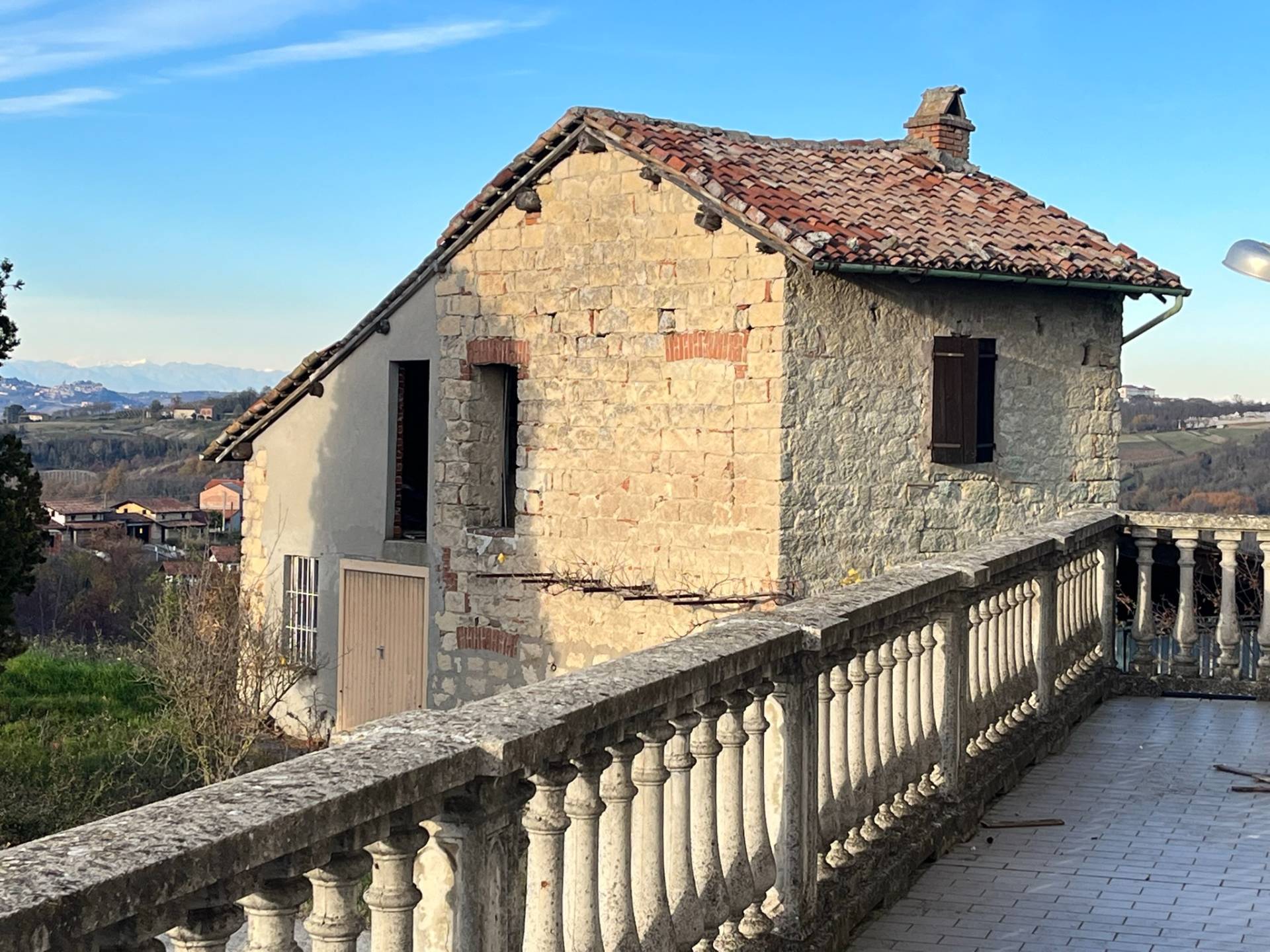 Casa indipendente in vendita a Vignale Monferrato, Campagna