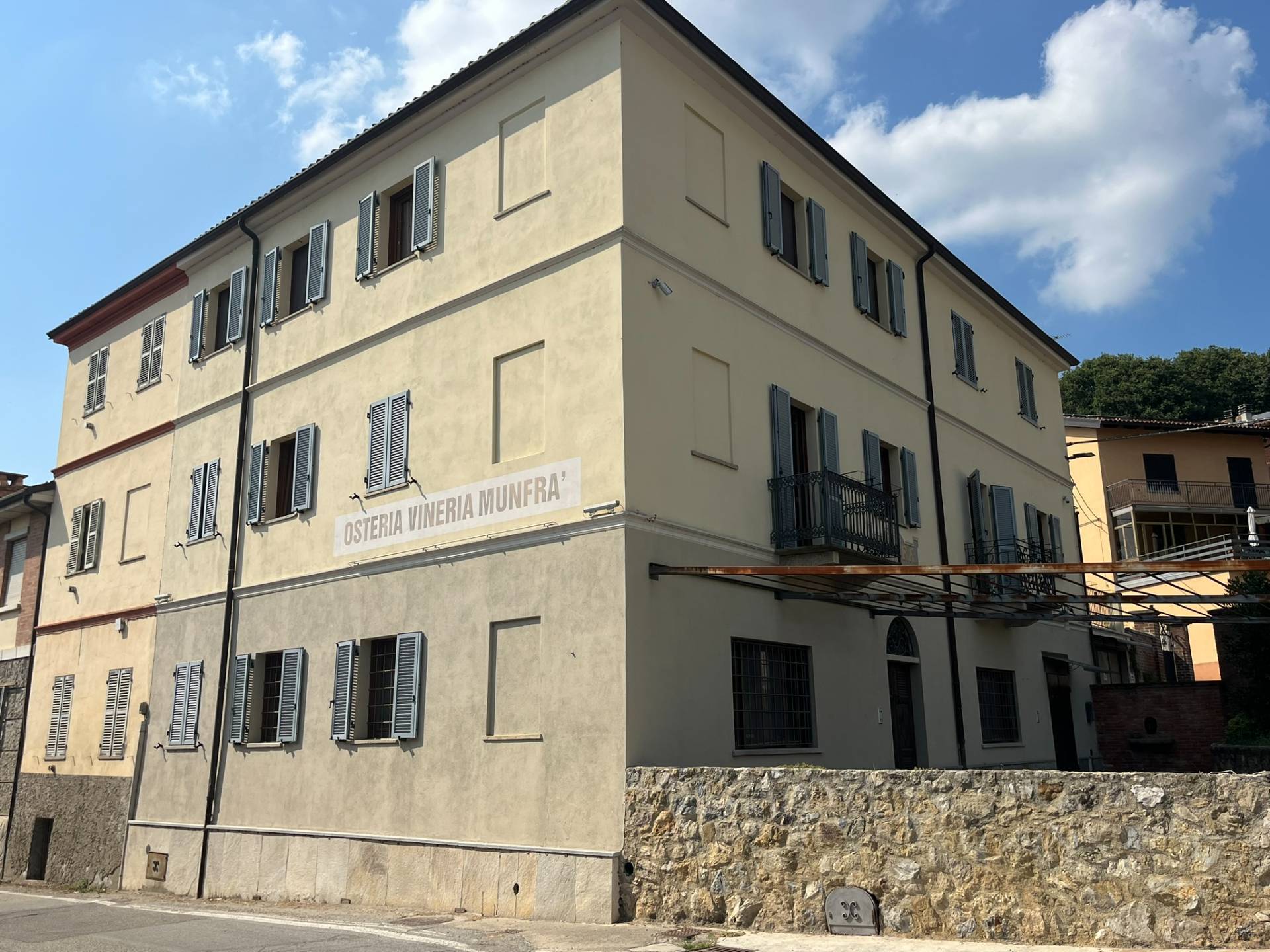 Palazzo Storico in vendita a Alfiano Natta, Centro