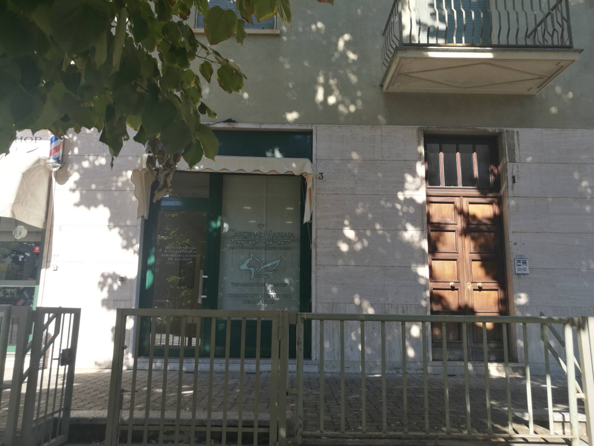 Locale commerciale in vendita a Asti, Nord