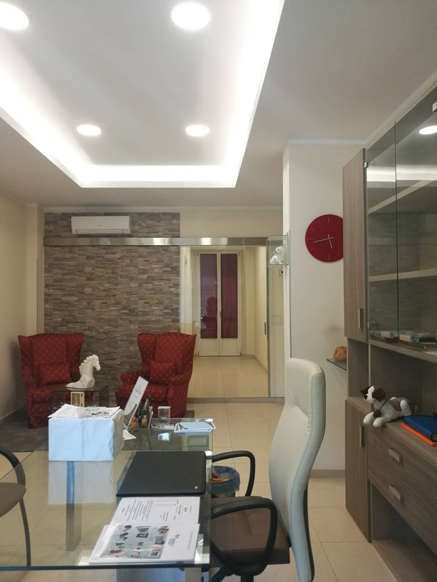 Locale commerciale in vendita a Asti, Nord