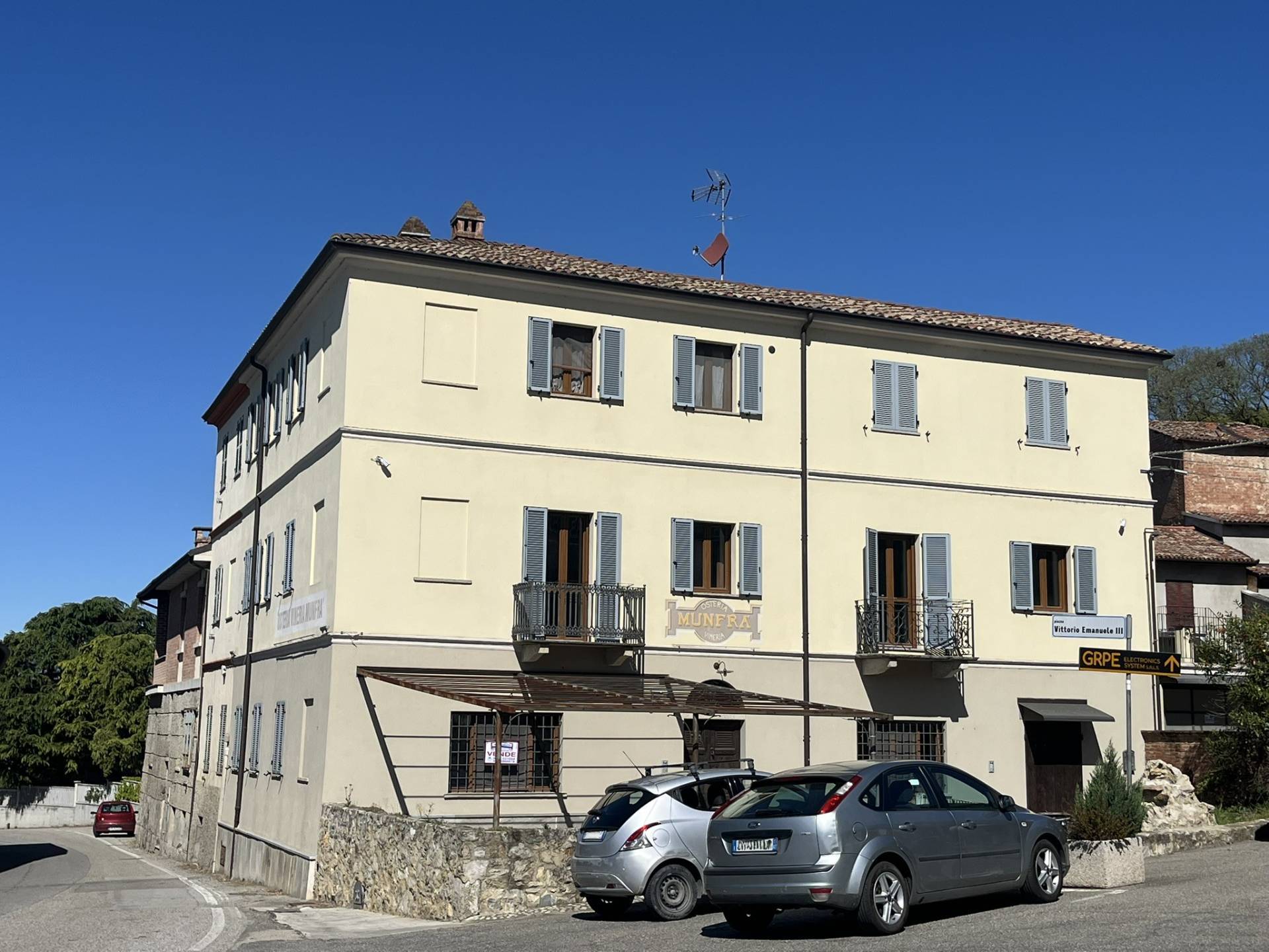 Palazzo Storico in vendita a Alfiano Natta, Centro