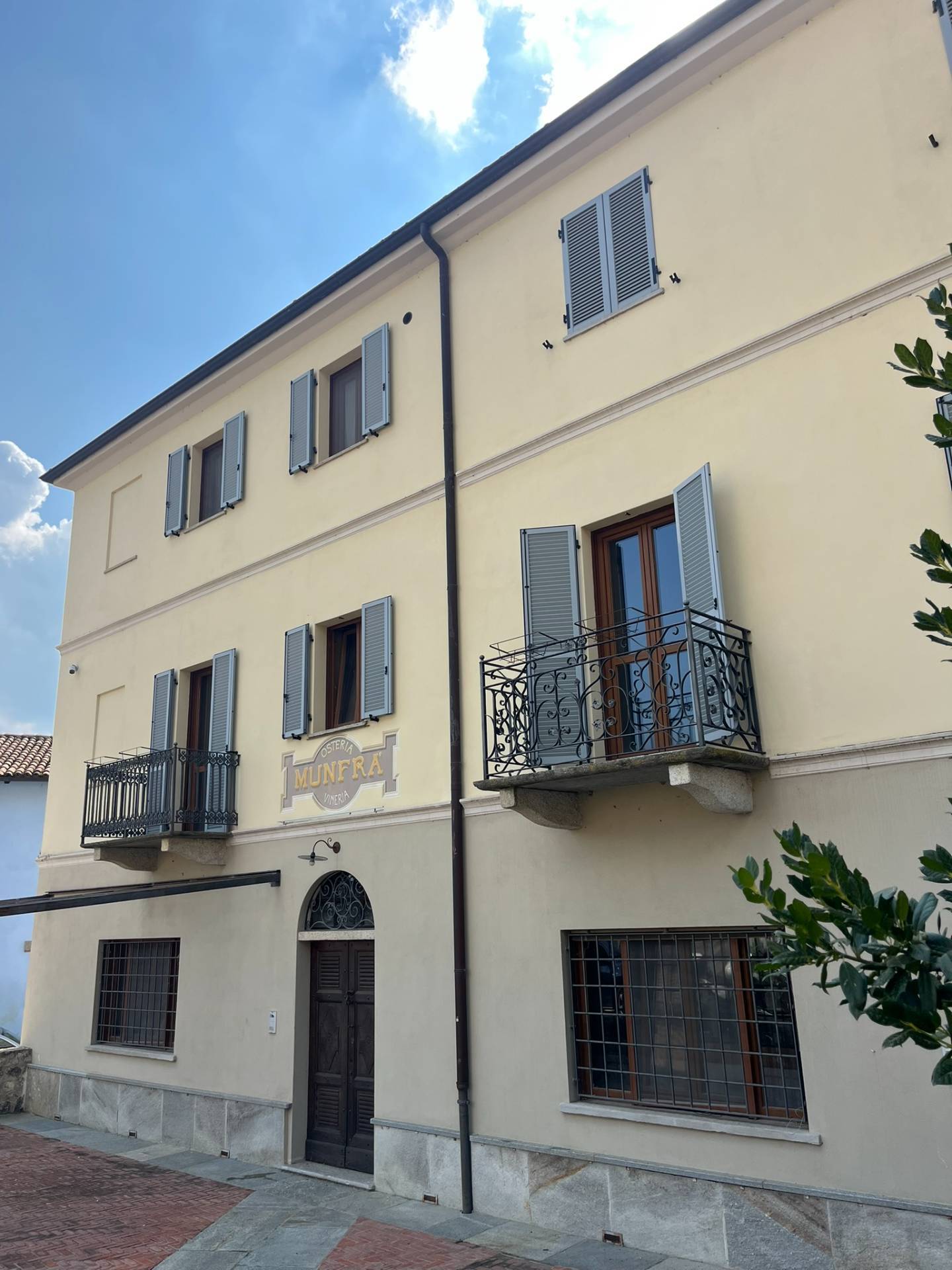 Palazzo Storico in vendita a Alfiano Natta, Centro