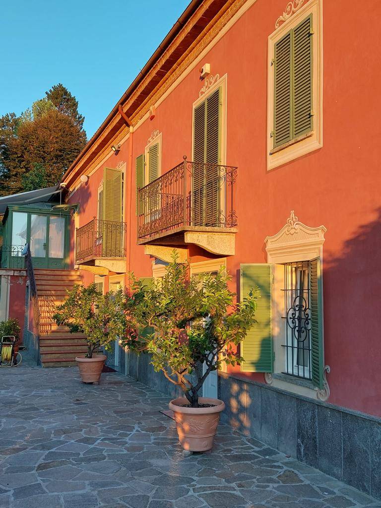 Villa in vendita a Asti, Loc. Vallarone