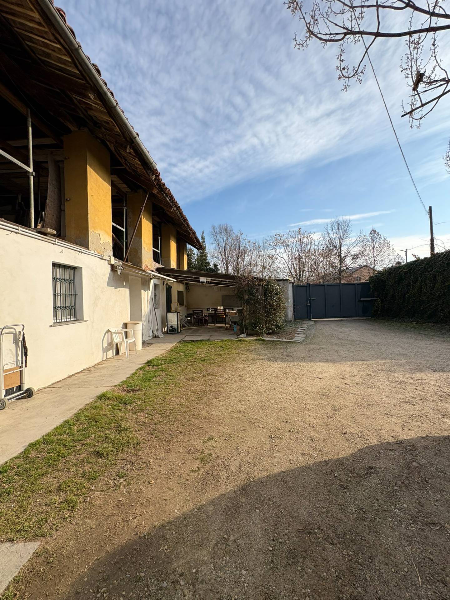 Cascina in vendita a Asti
