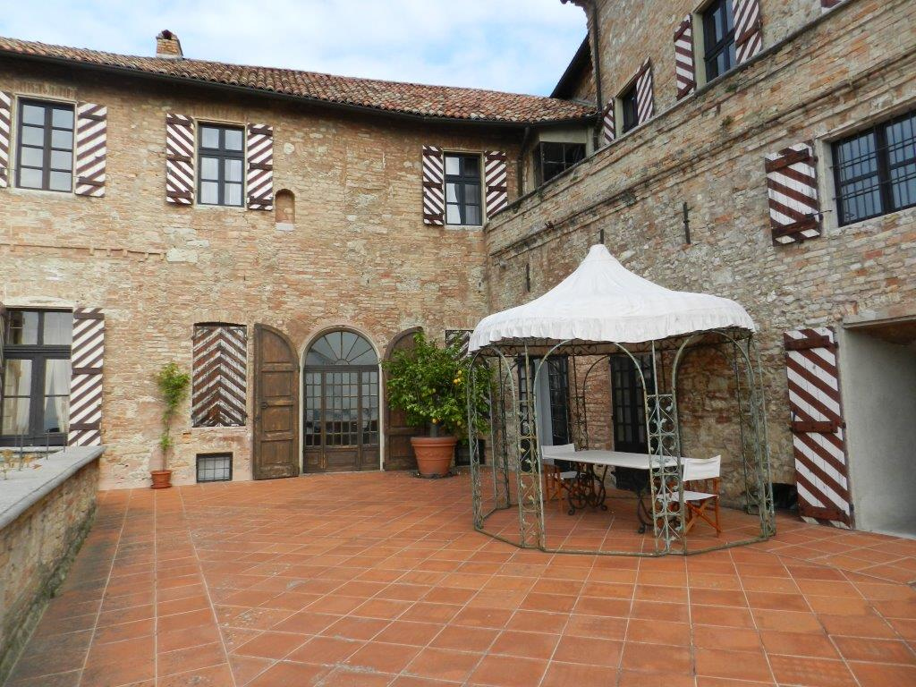 Castello in vendita a Montiglio Monferrato