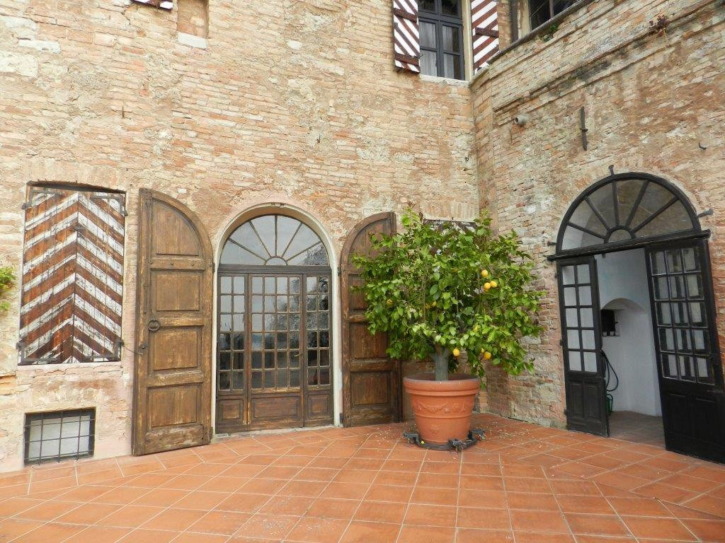 Castello in vendita a Montiglio Monferrato