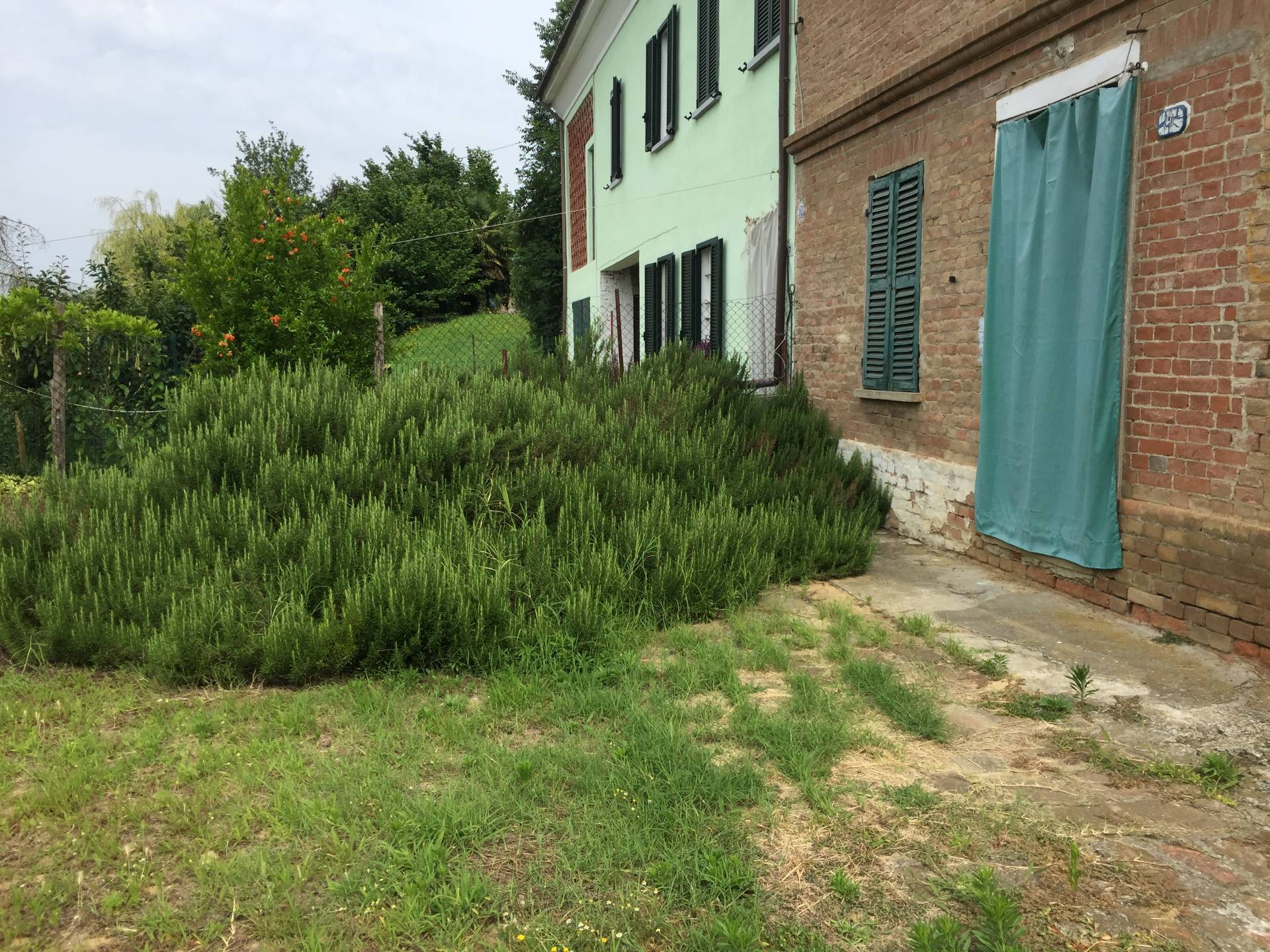 Porzione di casa in vendita a Incisa Scapaccino, Semicentro