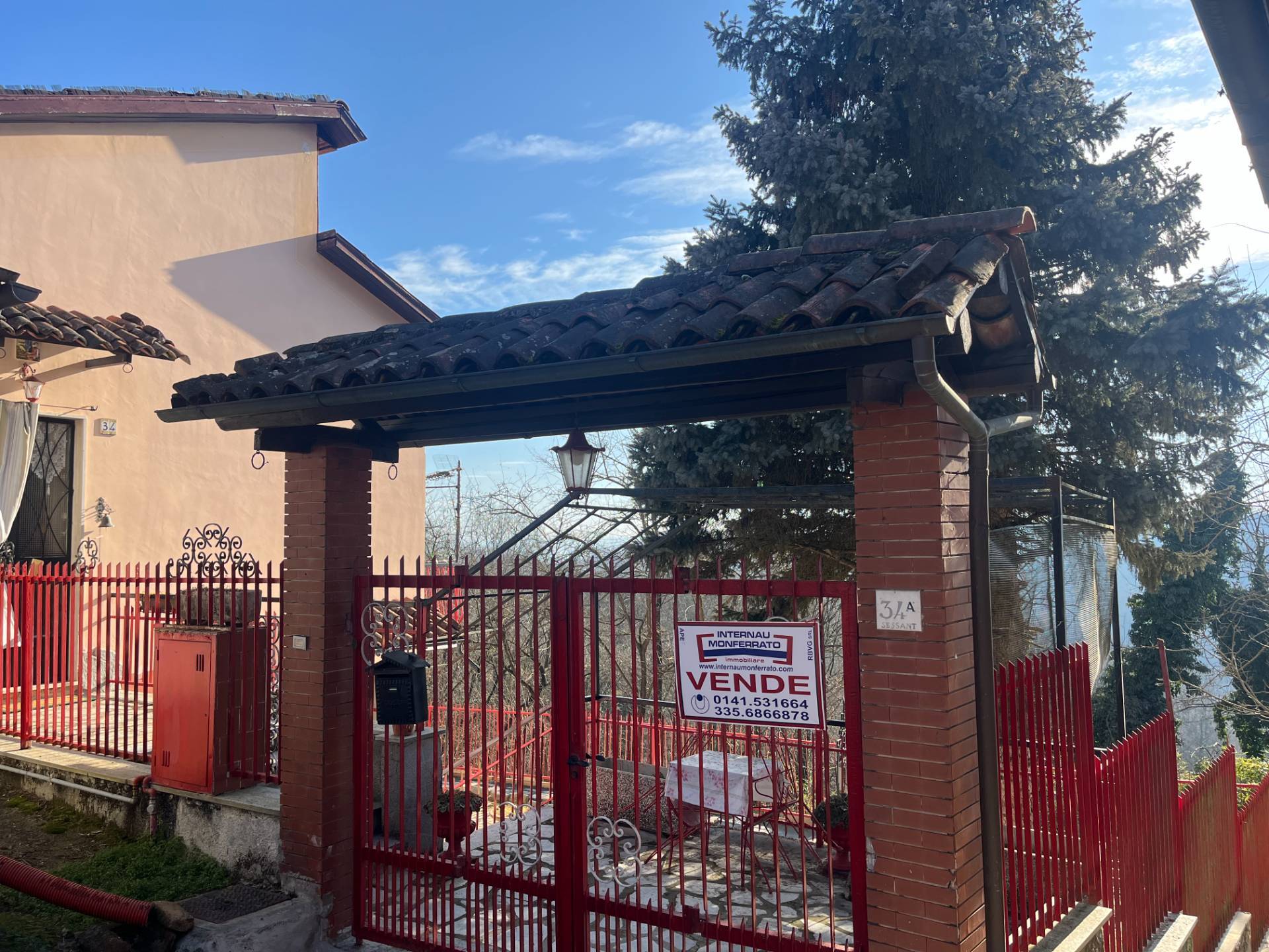 Casa indipendente in vendita a Asti, Sessant