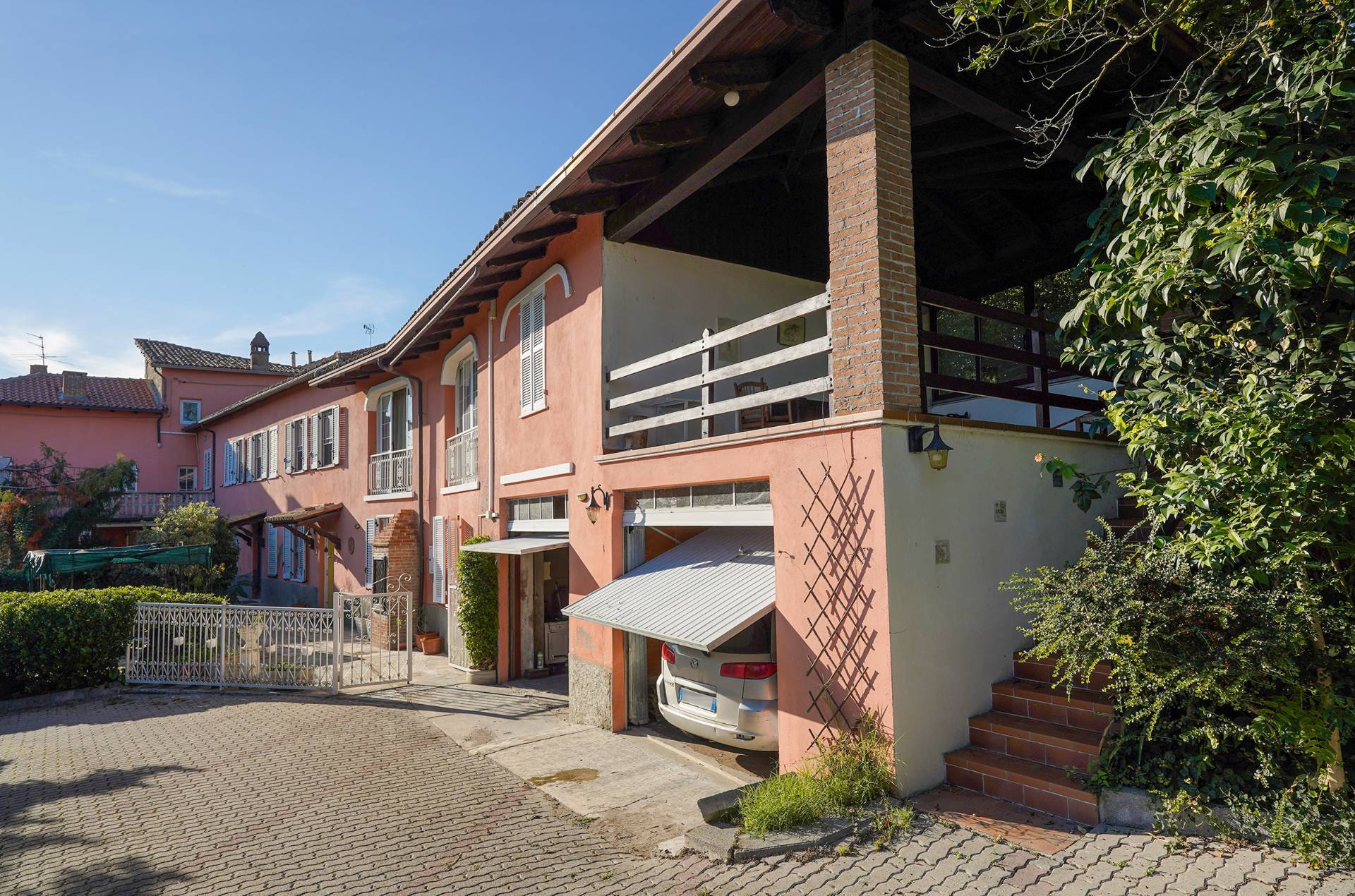 Cascina in vendita a Odalengo Piccolo, Vicinato