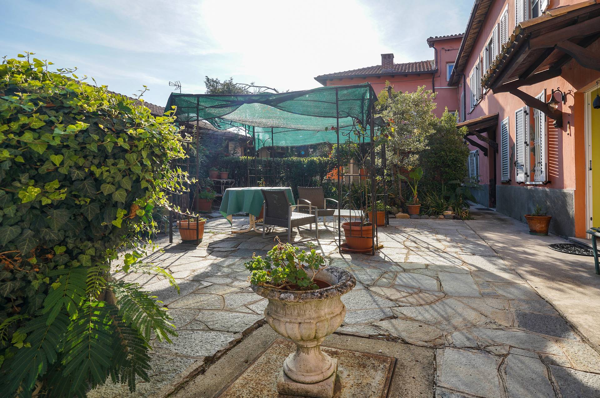 Cascina in vendita a Odalengo Piccolo, Vicinato