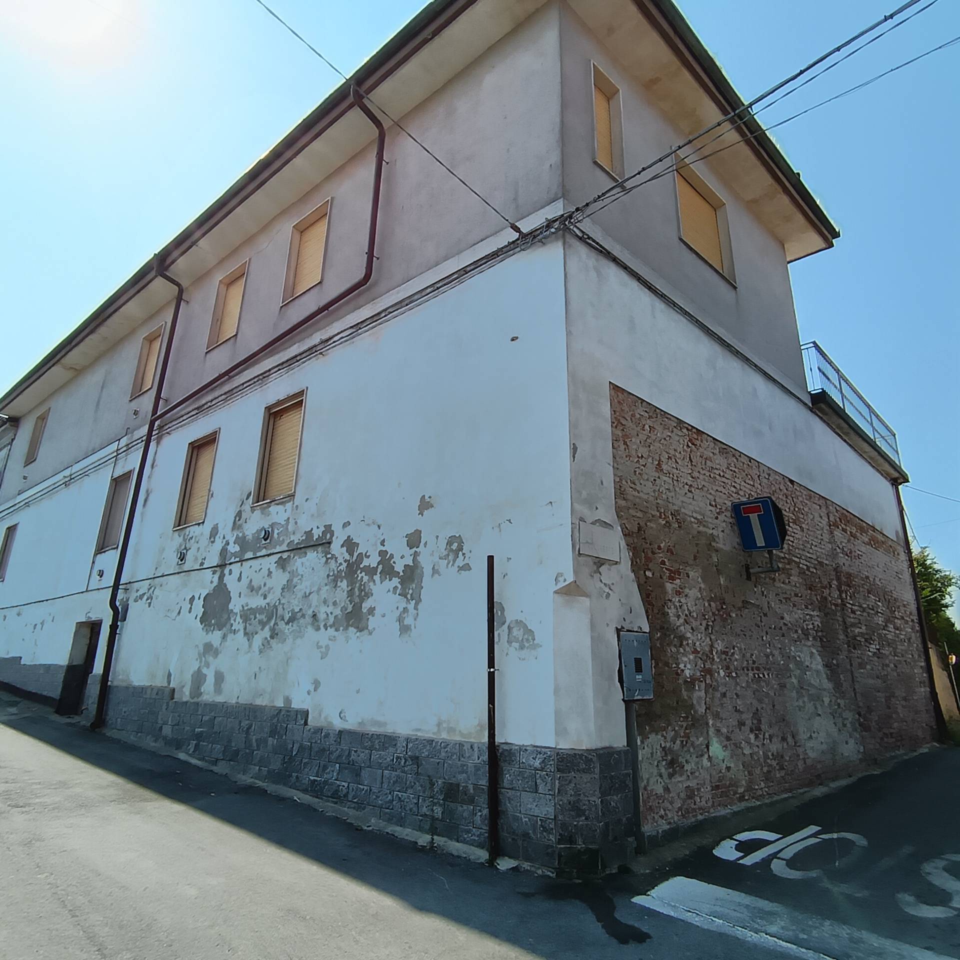 Porzione di casa in vendita a Isola d'Asti, Paese